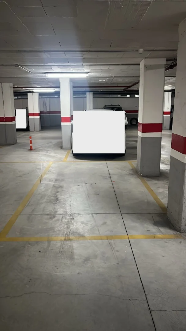 Parking subterráneo en el Altet, cerca del Aeropuerto