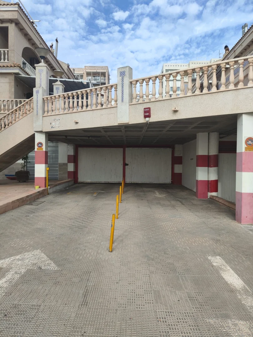 Parking en primera linea de playa